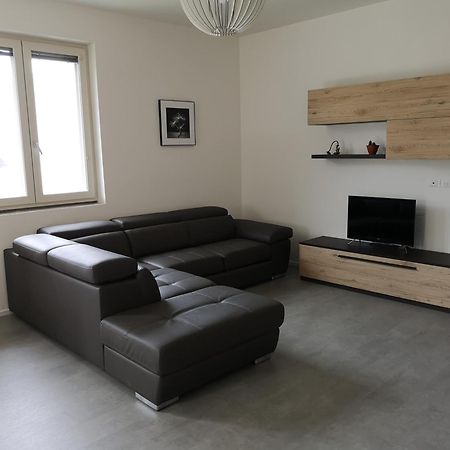 דירות ברנצונה סול גארדה Casa Consolati מראה חיצוני תמונה