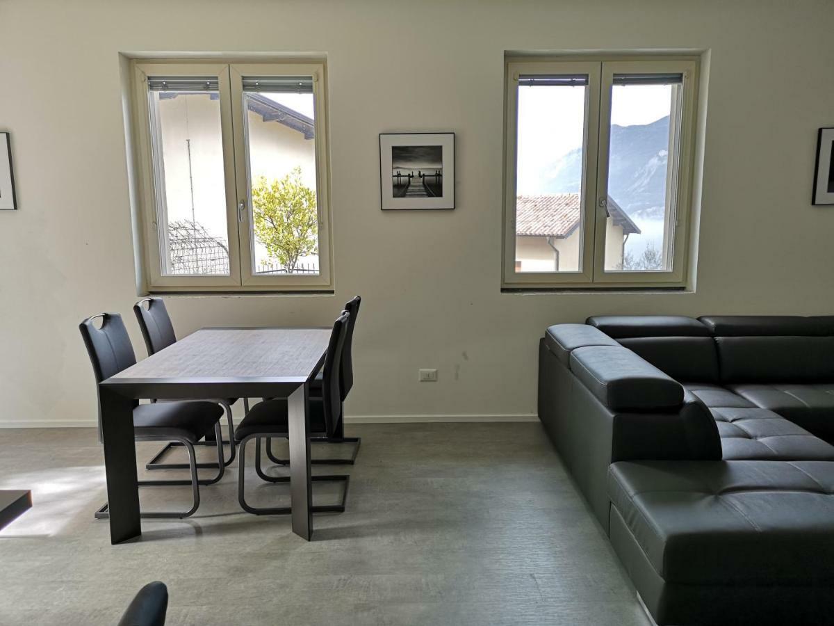 דירות ברנצונה סול גארדה Casa Consolati מראה חיצוני תמונה